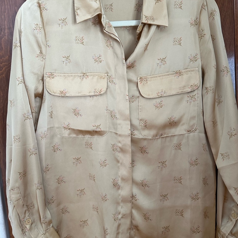 Elie Tahari Beige Floral Blouse